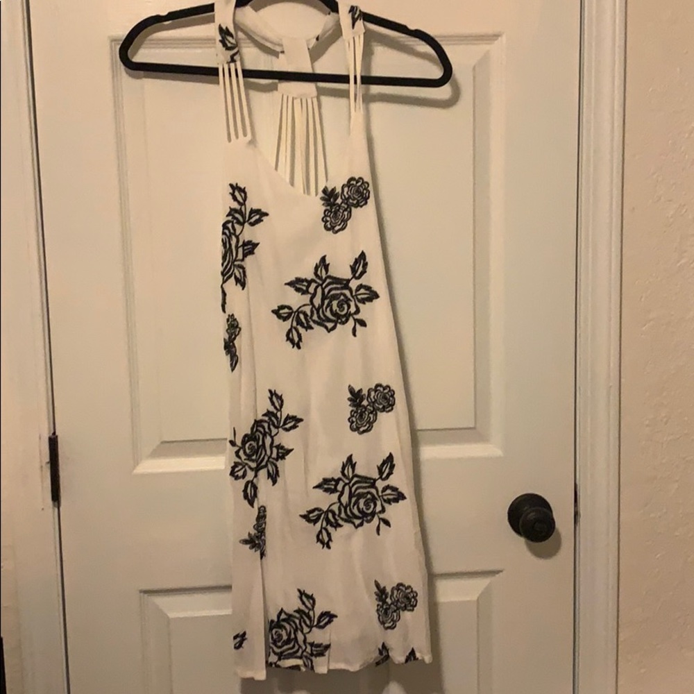 White floral mid-dress